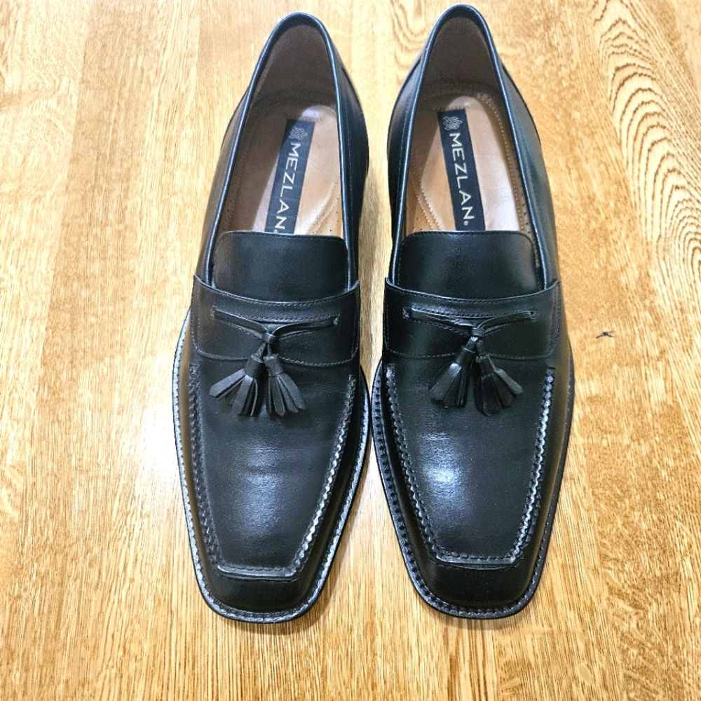 Mezlan Black Tassel Loafers